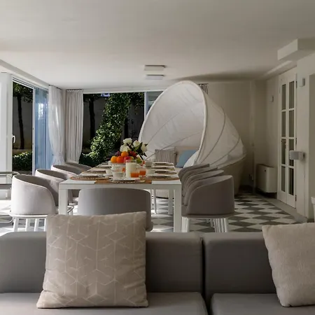 Villa La Perla Bianca 10, Emma